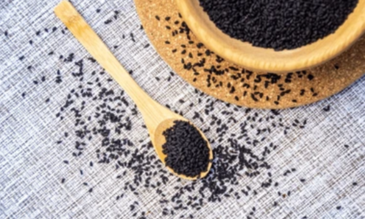 Những người không nên dùng hạt vừng đen