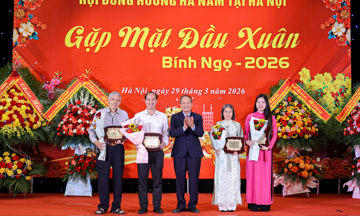 Hội đồng hương Hà Nam tại Hà Nội gặp mặt đầu xuân, hướng về cội nguồn