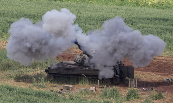 Iran tuyên bố gay gắt, thách thức Mỹ đổ bộ tấn công