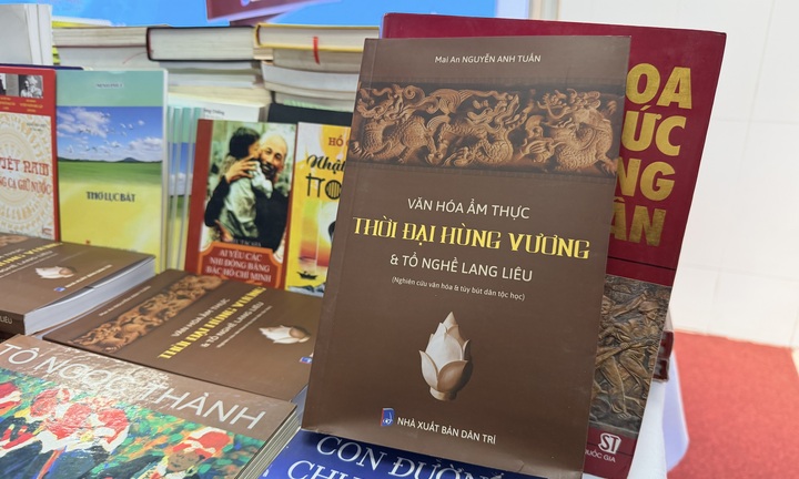 Ra mắt sách về văn hoá ẩm thực thời đại Hùng Vương và Tổ nghề Lang Liêu