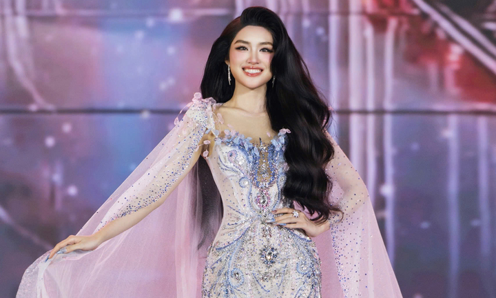 Phan Phương Oanh đến từ Hà Nội đăng quang Miss World Vietnam 2025