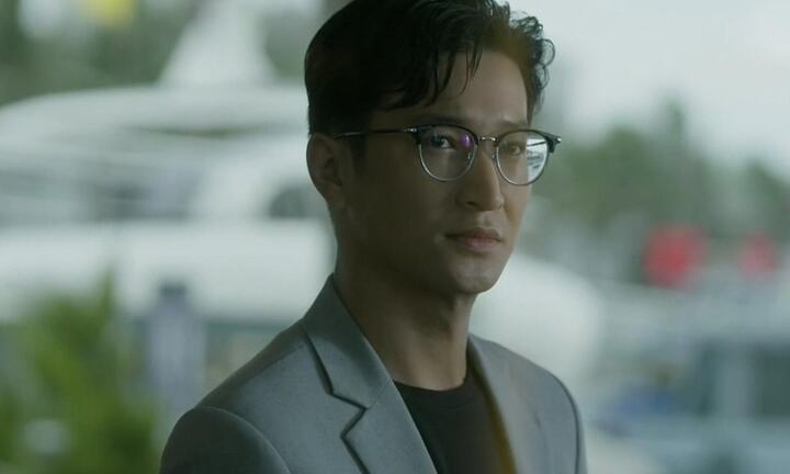 Đời thực của Phó giám đốc đang bị ghét trên phim giờ vàng VTV