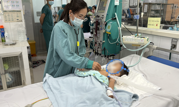 Virus EV71 độc lực cao, nhiều ca tay chân miệng phải thở máy, lọc máu