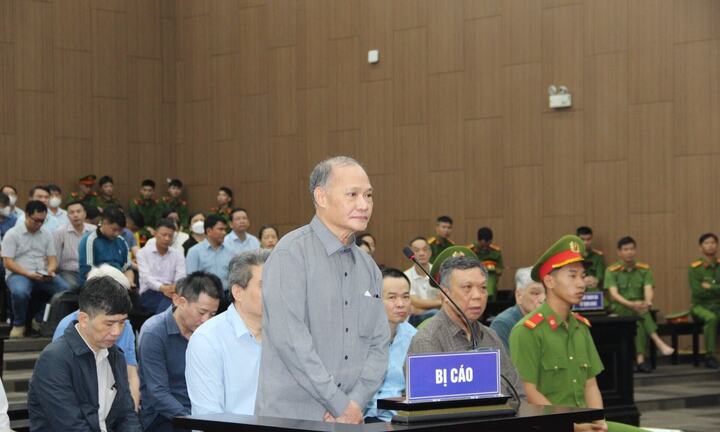 Cựu Thứ trưởng Hoàng Văn Thắng hối hận vì sai lầm 'trong phút giây không chín chắn'
