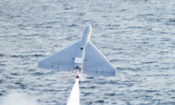 Iran tập kích tên lửa dữ dội vào Israel và các nước vùng Vịnh