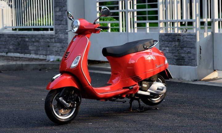 Bảng giá xe Piaggio Vespa LX 125 mới nhất tháng 4/2026