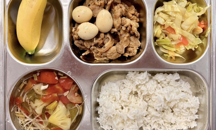 Lo thực phẩm bẩn, nhiều phụ huynh yêu cầu minh bạch từng 'cọng rau, miếng thịt'