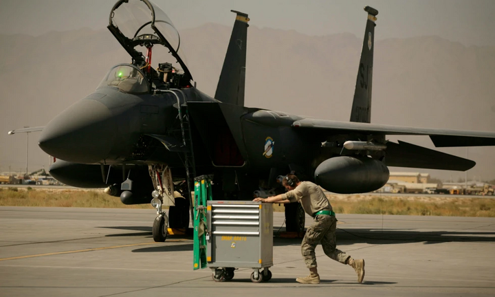 Mỹ mở chiến dịch giải cứu đầy rủi ro, ngày đêm tìm kiếm phi công bị Iran bắn hạ