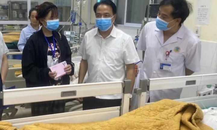 3 người bỏng nặng khi chữa cháy rừng ở Điện Biên