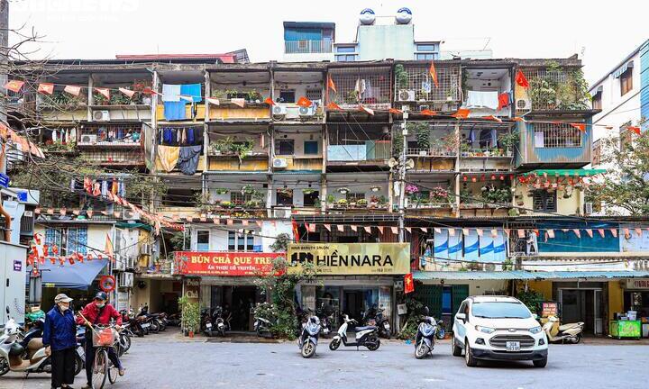 Vì sao nhà đầu tư không mặn mà cải tạo chung cư cũ?