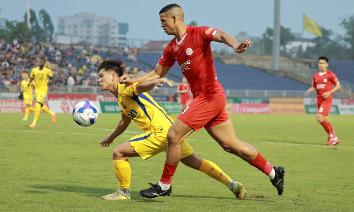 Bảng xếp hạng V.League 2025-2026 mới nhất vòng 17: SLNA cầm hoà Thể Công Viettel