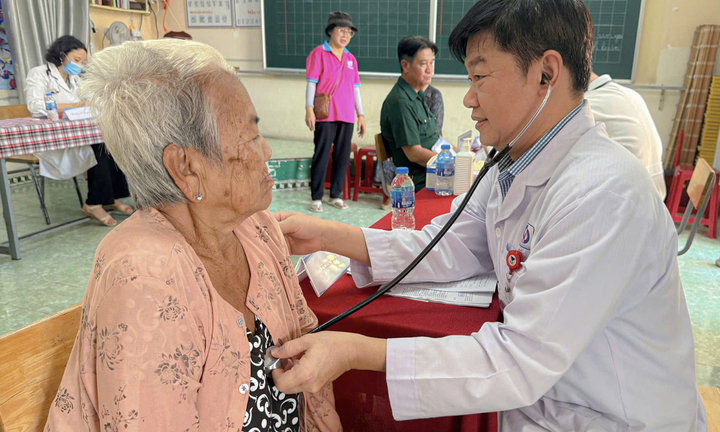 Tầm soát sức khỏe người dân ở TP.HCM, 63,7% cần theo dõi và can thiệp y tế