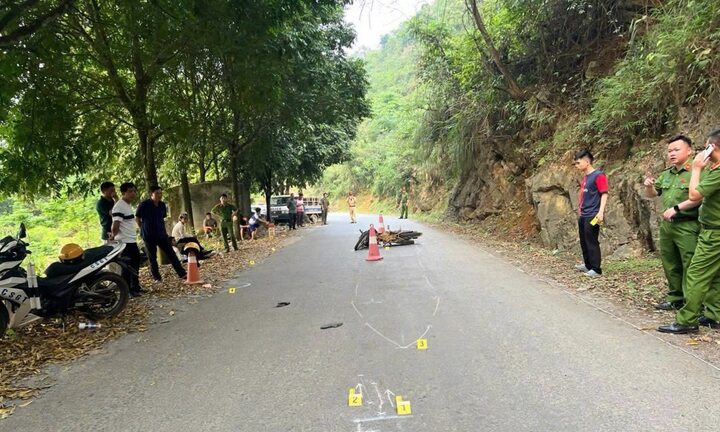 Tạm giữ thanh niên vi phạm nồng độ cồn, lái xe máy kẹp 3 tông gãy chân CSGT