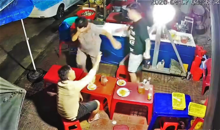 Xác minh clip người đàn ông hành hung, nhổ nước bọt vào người phụ nữ ở Gia Lai