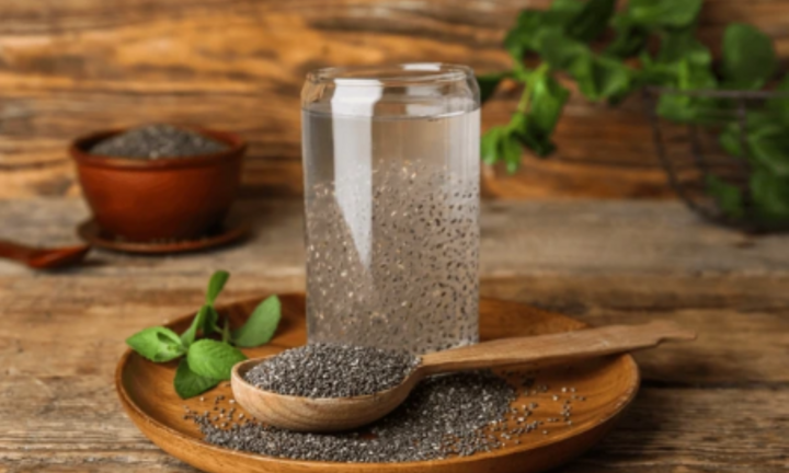 5 lợi ích tuyệt vời của nước nha đam hạt chia khi uống vào buổi sáng