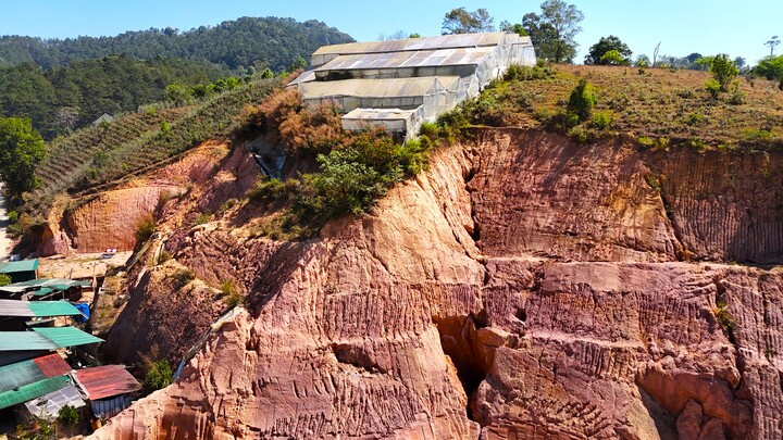 Nguy cơ sạt lở đe dọa người dân Lâm Đồng từ vùng núi đến đô thị