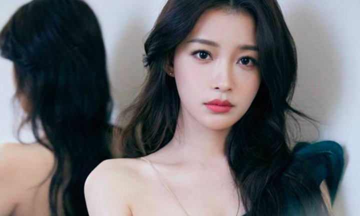 Bi kịch mỹ nhân lấy con trai bà trùm showbiz: 6 năm chưa một lần có đám cưới