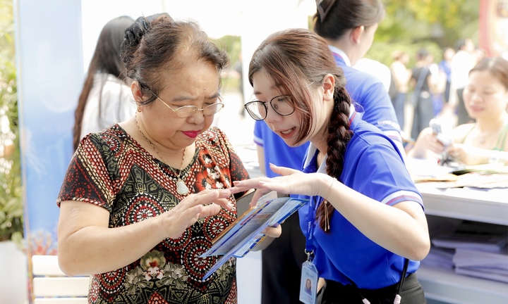 Doanh nghiệp lữ hành ‘đổi cách bán’ để giữ khách hè 2026