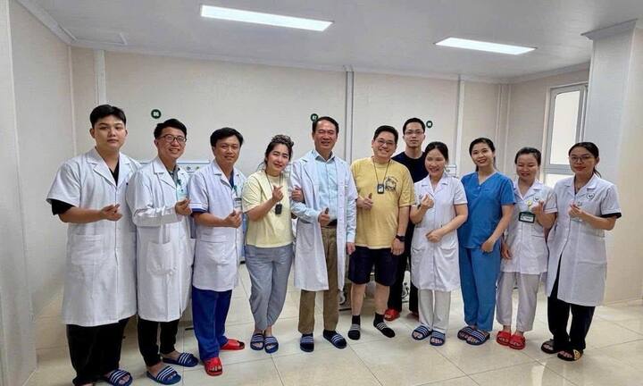 Bác sĩ Việt cứu du khách Mỹ thoát khỏi 'cửa tử' sau cơn đau ngực tại Sa Pa