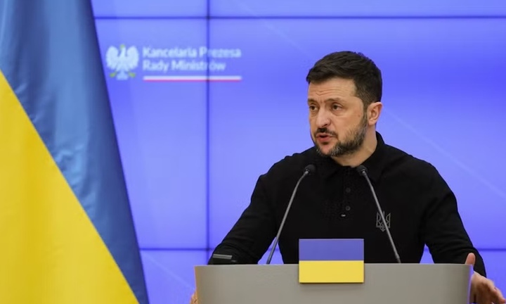 Ukraine phản ứng về đề xuất ngừng bắn của Nga