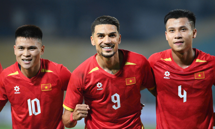 Đỗ Hoàng Hên: Tiếc không được khoác áo tuyển Việt Nam sớm hơn