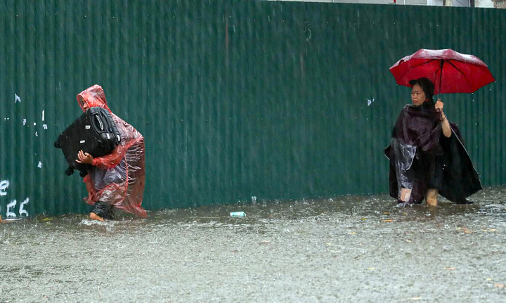 Dự báo thời tiết 10 ngày tới: Đón không khí lạnh, Hà Nội giảm còn 29°C