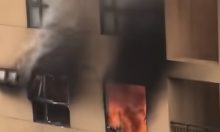 Cháy căn hộ chung cư ở Hà Nội