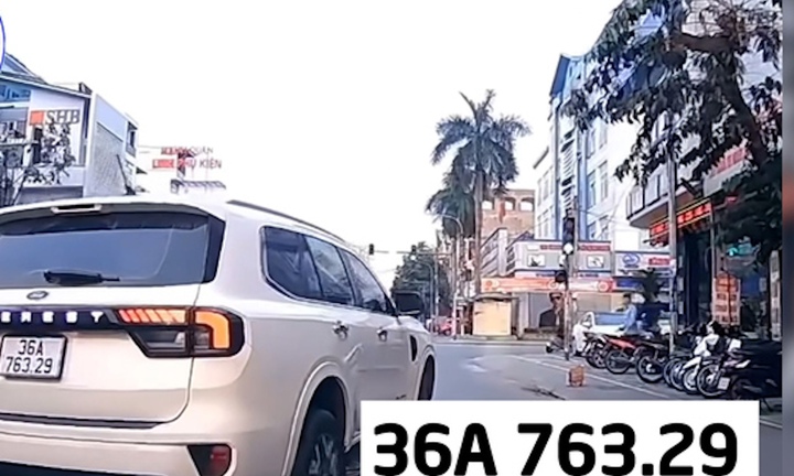 Ô tô 36A-763.29 lấn làn, dùng biển số không đúng đăng ký bị phạt 51 triệu