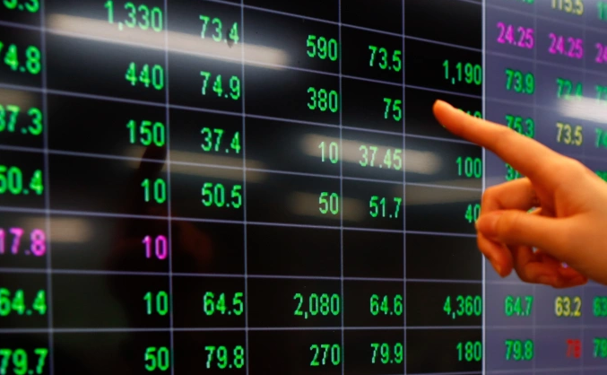 Tiếp tục tăng mạnh, VN-Index lấy lại mốc 1.800 điểm