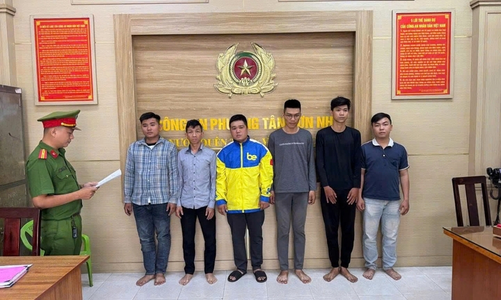 Mâu thuẫn trên Facebook, 8 người hẹn đánh nhau tại quán cà phê