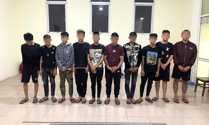 Khởi tố nhóm thanh niên đuổi đánh nhau trên đường, khiến 3 người thương vong