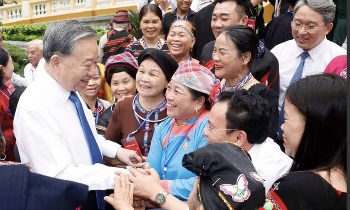 Tổng Bí thư, Chủ tịch nước Tô Lâm gặp mặt đại biểu dân tộc tiêu biểu