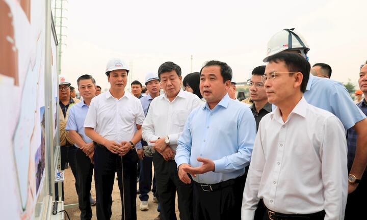 Bí thư Hà Nội: Mỗi ngày Vành đai 1 chậm tiến độ, người dân thêm 1 ngày chịu ùn tắc, ô nhiễm