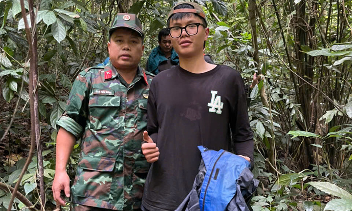Nam sinh kể 2 ngày mất sóng điện thoại, tự xoay xở khi lạc giữa rừng Tam Đảo