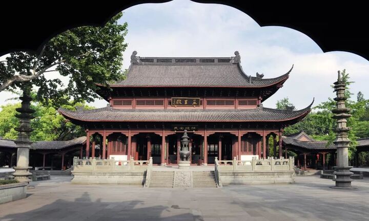 Tấm kim bài miễn tử của một gia tộc Trung Quốc sau 400 năm vẫn cứu mạng con cháu