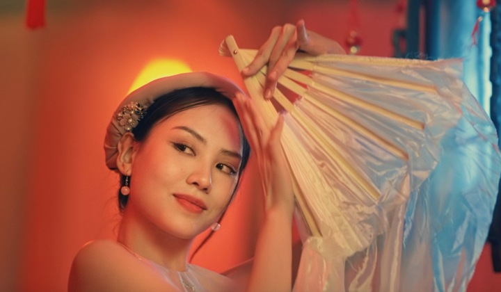 Hoa hậu Việt duy nhất đóng phim mùa lễ: Lọt top 40 Miss World, giờ lấn sân ca sĩ