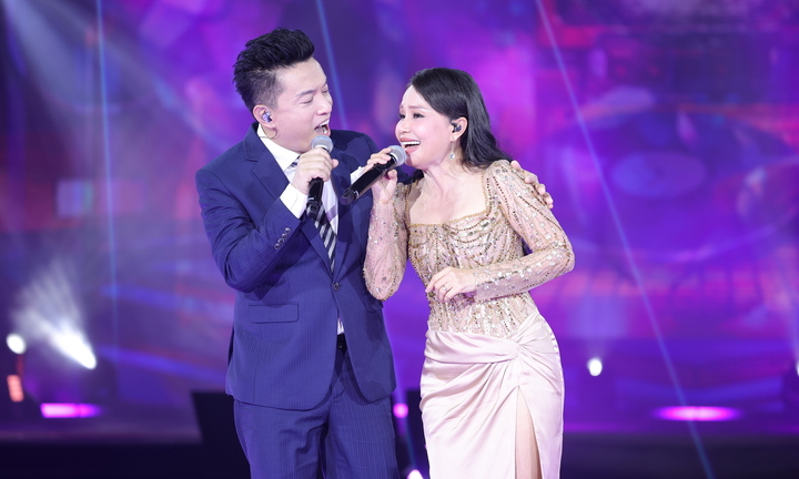 Lam Trường tái hiện thanh xuân, Cẩm Ly gây bất ngờ với sắc vóc ở tuổi U60