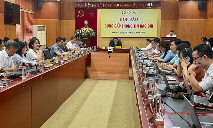 Bộ Nội vụ: Đề xuất các phương án cụ thể về cải cách tiền lương trong quý 2