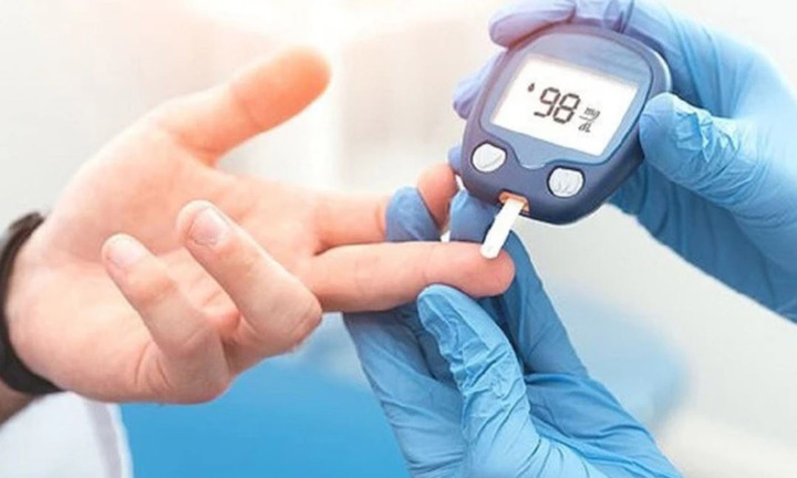 Tiểu đường 'gõ cửa' tuổi đôi mươi: Cái giá đắt sau ly trà sữa và đêm trắng cày game