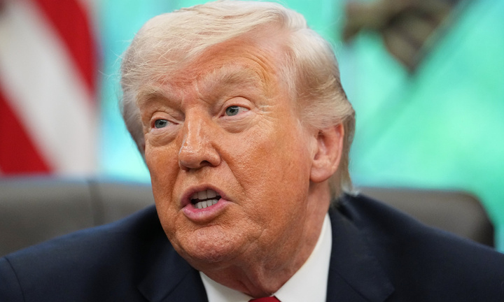 Tổng thống Trump quá tự tin vào chiến lược phong toả sẽ khuất phục Iran?