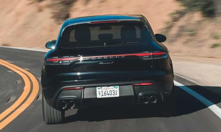 Porsche tăng tốc tích trữ Macan chạy xăng trước giờ 'khai tử'