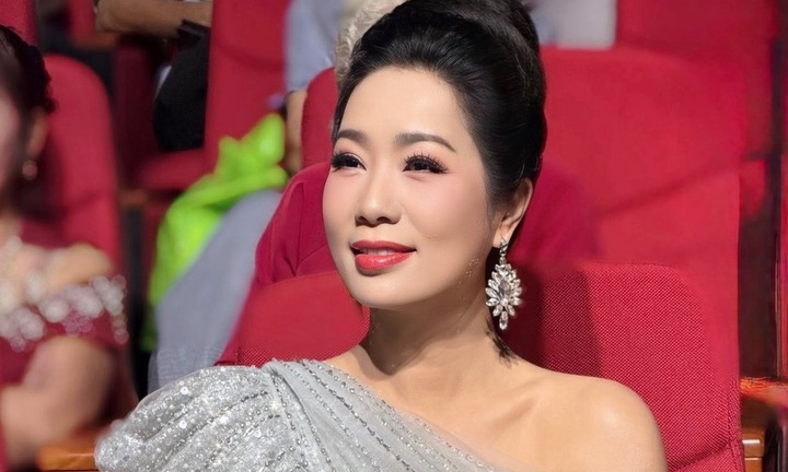 'Á hậu duy nhất được phong NSND' làm giám khảo cuộc thi sắc đẹp