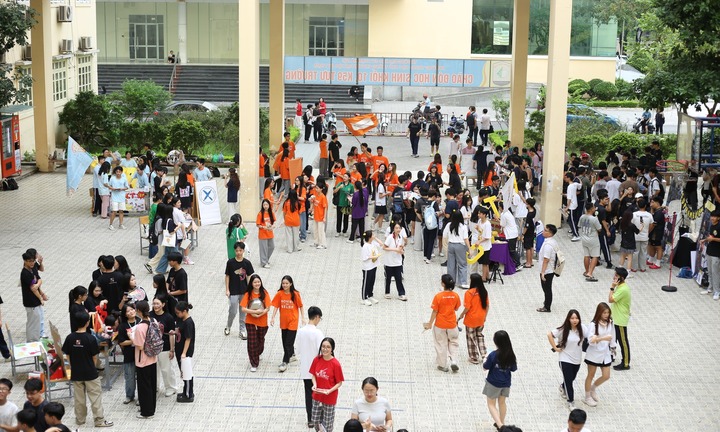 Tỷ lệ 'chọi' lớp 10 THPT chuyên Sư phạm cao nhất cả nước, chuyên Anh gần 1/30