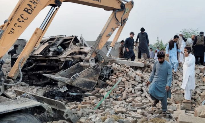 Đánh bom và phục kích lực lượng cảnh sát ở Pakistan, ít nhất 12 người thiệt mạng