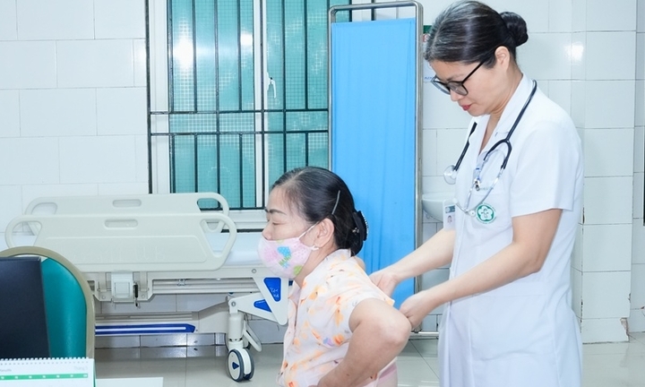 Tỷ lệ phát hiện sớm ung thư phổi dưới 10% và cảnh báo từ chuyên gia Bạch Mai