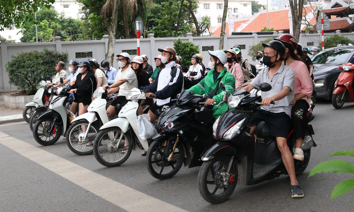 Hà Nội chưa xem xét cấm xe xăng vào Vành đai 1