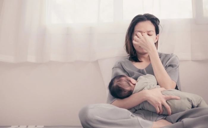 Mẹ trẻ ở Hà Nội trầm cảm nặng vì mặc cảm mất sữa, tự trách mình là người mẹ tồi