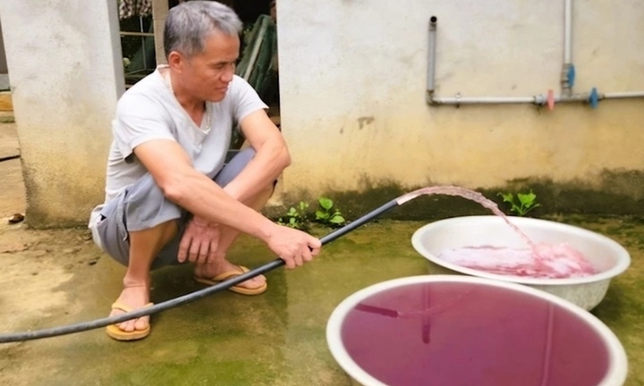 Công ty xả thải làm nước giếng khoan đổi màu tím bất thường bị phạt 1,5 tỷ