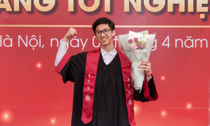 Nam sinh Ngoại thương tốt nghiệp xuất sắc, đón đầu 'giao điểm' Kinh tế và AI
