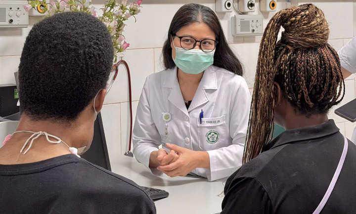 Hút khách ngoại từ làm IVF đến chữa ung thư, vì sao du lịch y tế Việt chưa bứt phá?